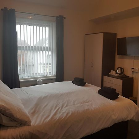 Langroyd Hotel Blackpool Esterno foto