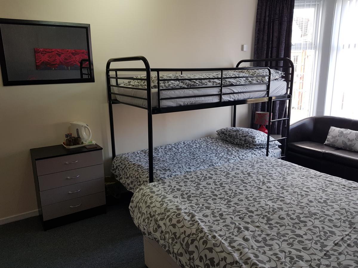 Langroyd Hotel Blackpool Esterno foto